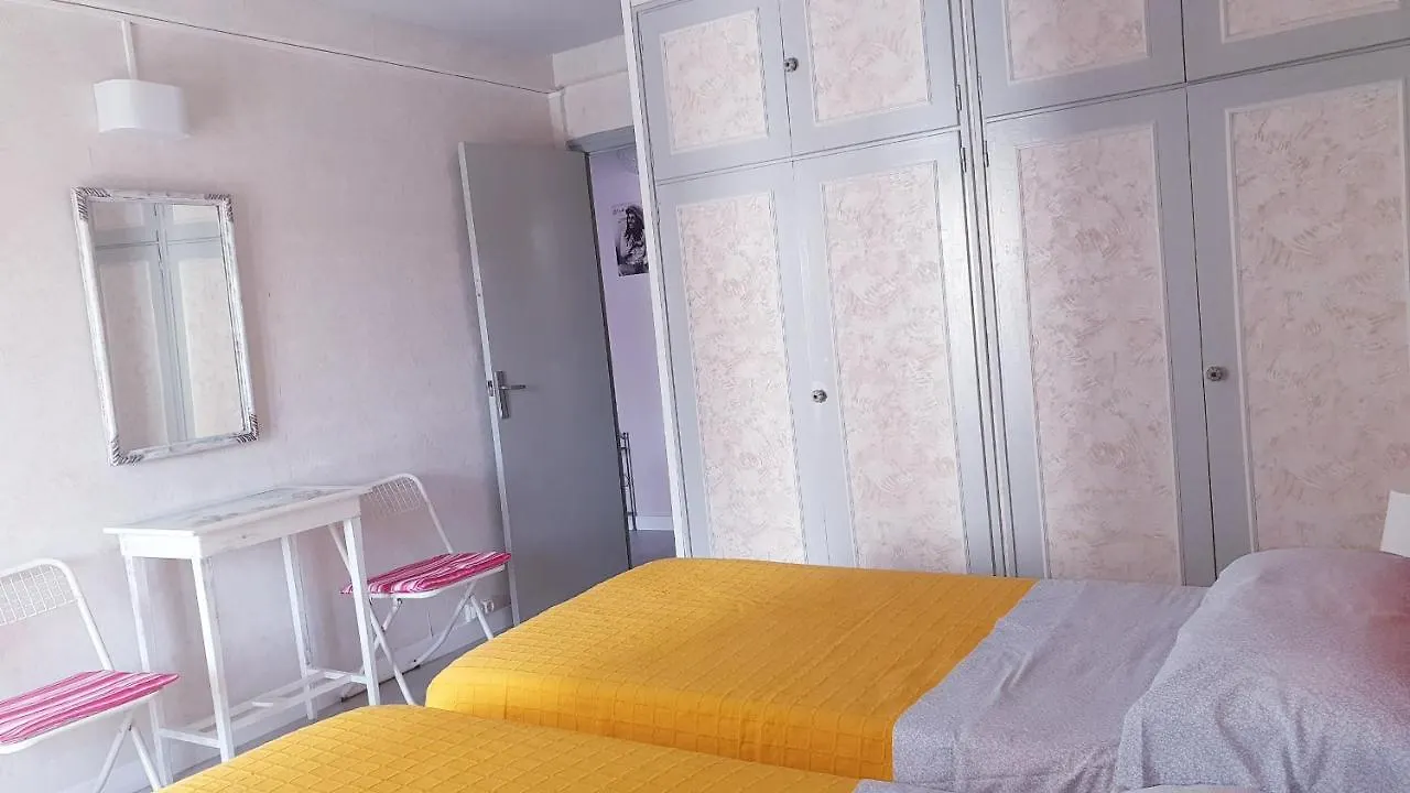 Apartamento playa LLevant mejor zona Salou